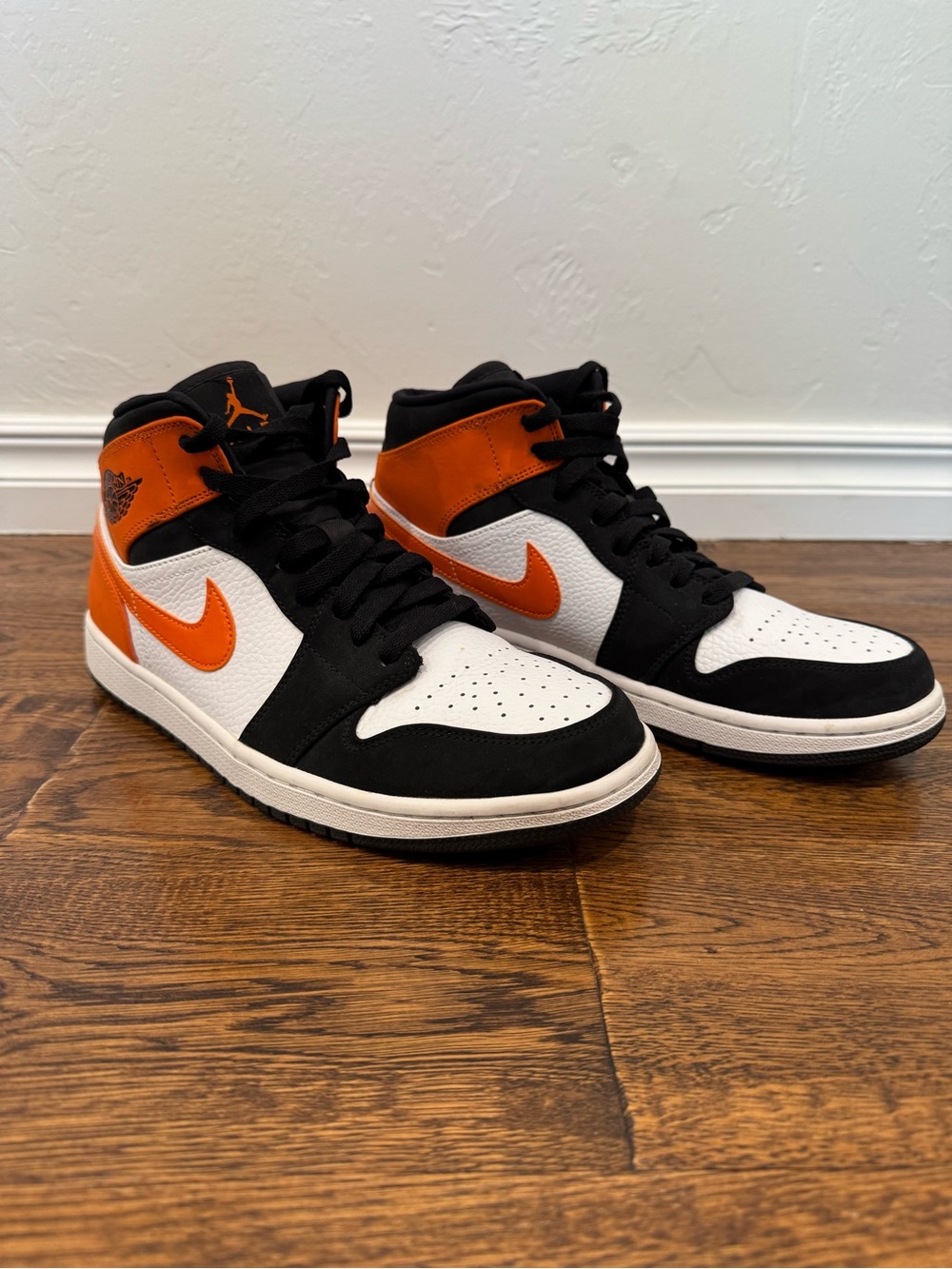 Air Jordan 1 Mid Shattered Backboard Orange Black White Men’s 10.5